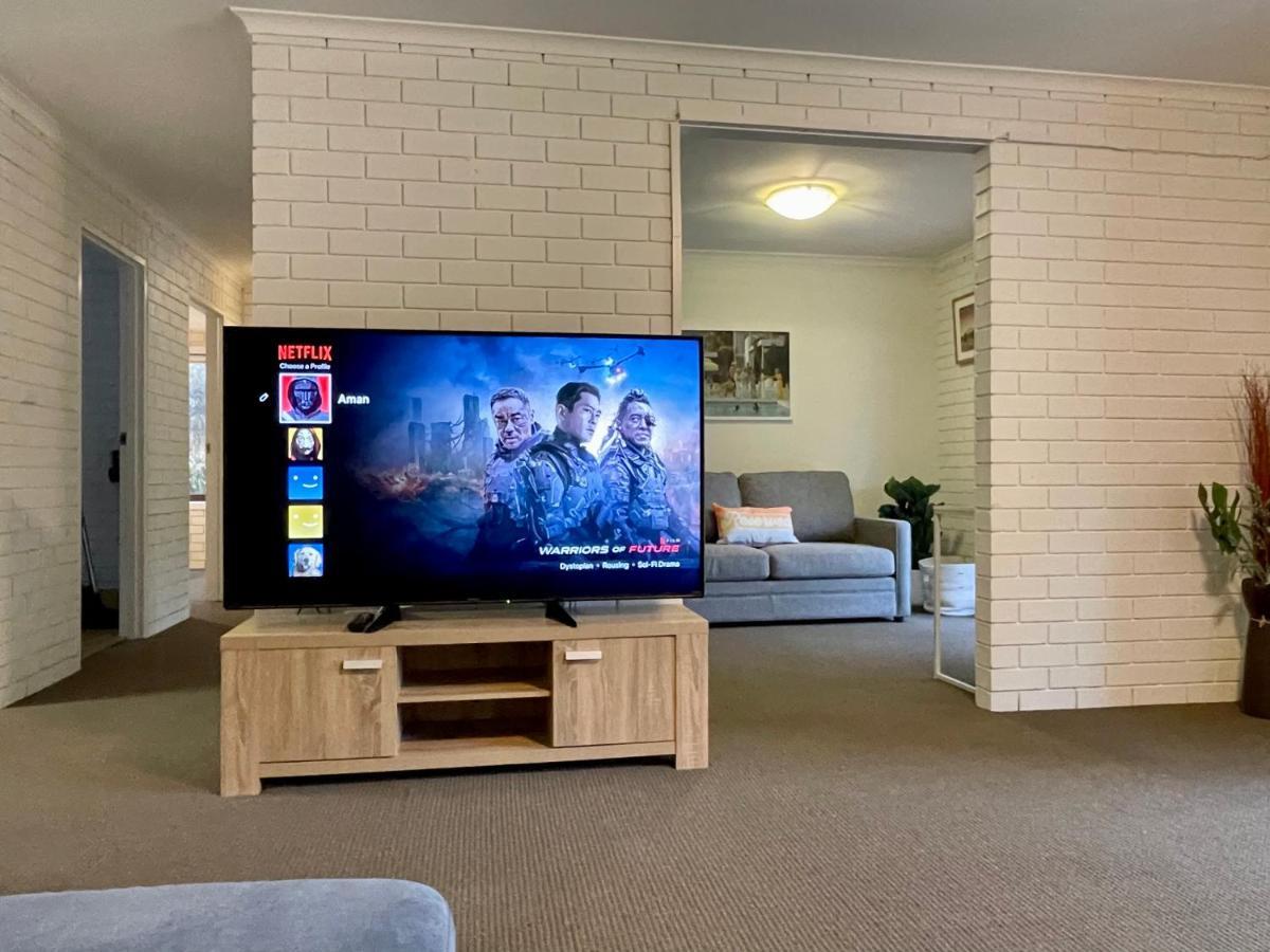 “Riverbank Retreat” Central Unit On The River Wagga Wagga Eksteriør billede